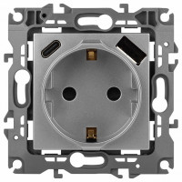 Розетка с заземлением и со шторкой и 2хUSB, без рамки Эра Эра 12 12-4108-03